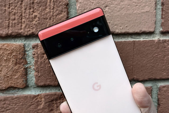 Google Pixel 6 ra mắt với camera kép, màn hình 90Hz, chip Google Tensor, pin 4.614 mAh, giá gần 14 triệu