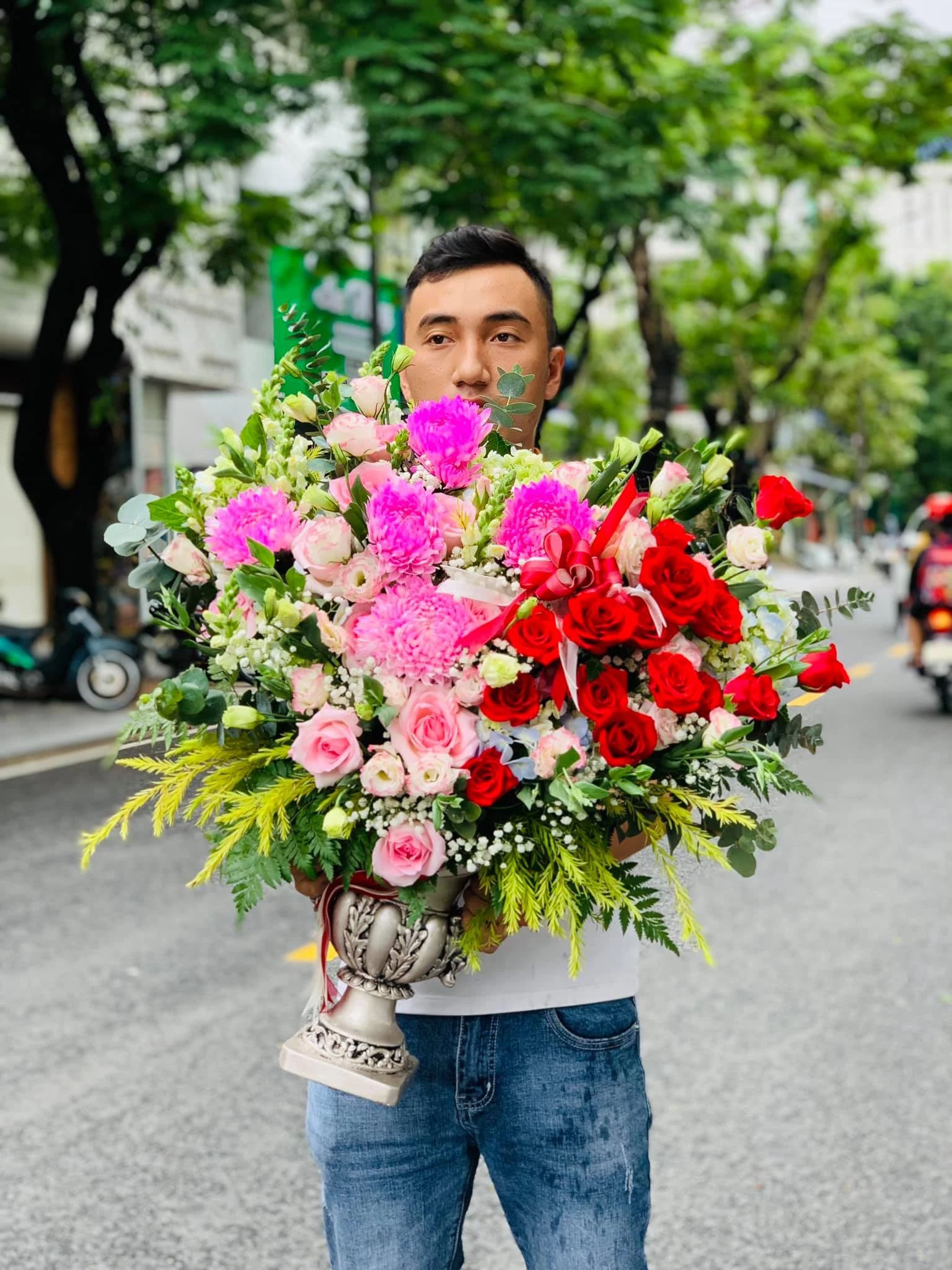 Số lượng đặt hoa online tại các Shop hoa ở TP Huế tăng mạnh dịp 20/10
