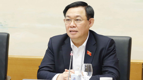 Chủ tịch Quốc hội: Chống dịch tránh chuyển từ cực này sang cực khác quá nhanh