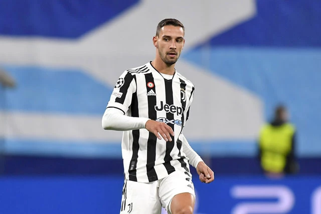 Hậu vệ phải: Mattia De Sciglio (Juventus).