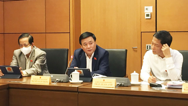 Chuyển hướng từ “zero COVID” sang thích ứng an toàn là bước ngoặt