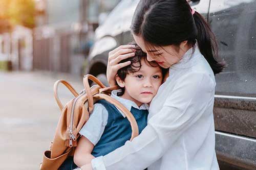 Trong gia đình có con trai, cha mẹ nhất định phải biết 5 điều kiêng kỵ sau để con lớn lên khỏi đi đường vòng, bớt khổ