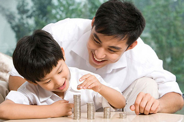 Người giàu có 9 nguyên tắc độc đáo để dạy con về TIỀN BẠC, cha mẹ thông minh nên học theo để con khỏi lâm cảnh "trắng tay" khi trưởng thành