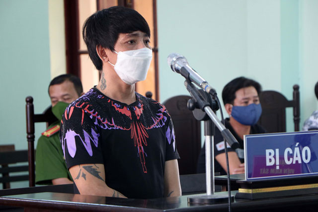 18 tháng tù giam cho đối tượng đâm người canh chốt kiểm soát dịch