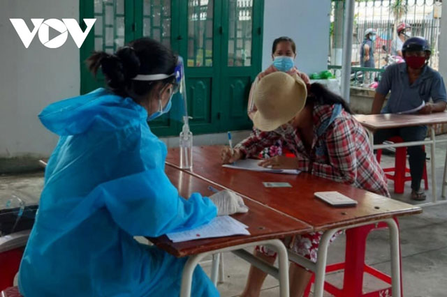 Bình Dương nói gì về việc chi trùng tiền hỗ trợ COVID-19 và buộc phải thu hồi?