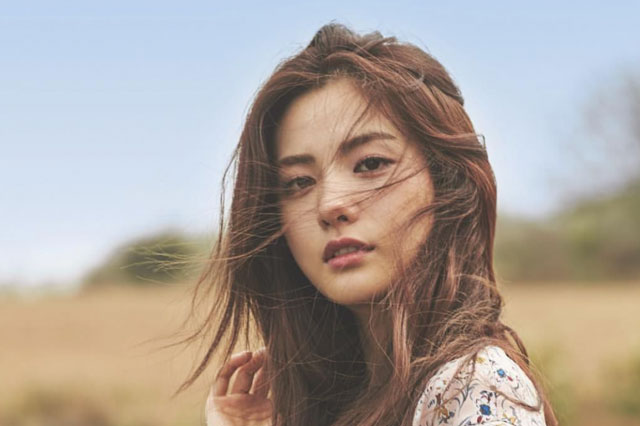 5 tuyệt chiêu giúp phụ nữ quý phái, lộng lẫy, sở hữu vẻ đẹp đi cùng năm tháng