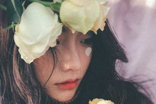 Đêm tân hôn mẹ chồng gõ cửa đòi vàng cưới vì bị lỗ tiền cỗ, tôi không nghe thì bà tuyên bố một câu choáng váng