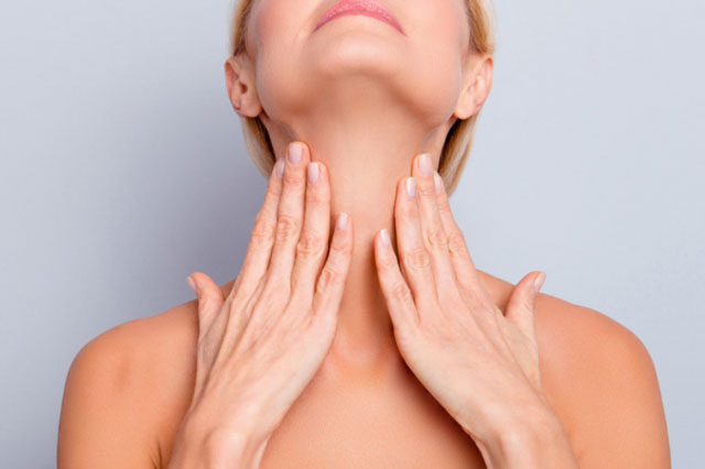 Ghim ngay một vài mẹo chăm sóc da vùng cổ giảm nếp nhăn, chống lão hóa