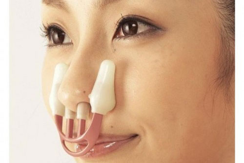 Nguy hại của việc dùng dụng cụ nâng mũi