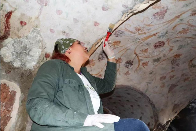 Phát hiện tranh tường tuyệt đẹp và kho báu trong hơn 400 ngôi mộ cổ ở Thổ Nhĩ Kỳ