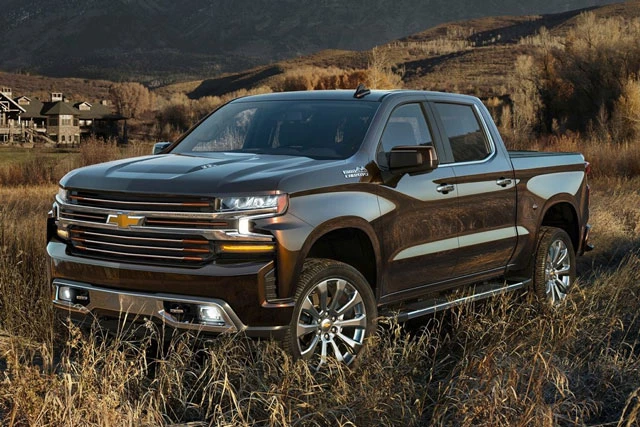 4. Chevrolet Silverado High Country 2021 (61.790 USD).