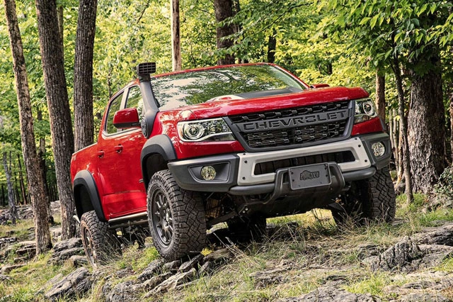 8. Chevrolet Colorado ZR2 Bison 2021 (giá khởi điểm: 47.645 USD).