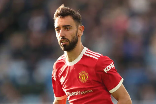 Tiền vệ tấn công: Bruno Fernandes (Man Utd).