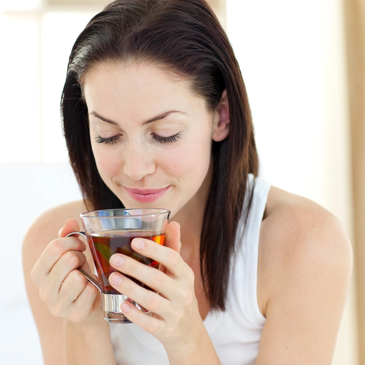 Một ly trà gừng sẽ giúp cảm giác đau đầu thuyên giảm nhanh chóng