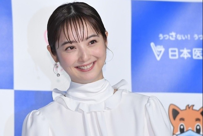 Mỹ nhân đẹp nhất Nhật Bản - Nozomi Sasaki bật mí các loại thực phẩm giúp duy trì vẻ đẹp như thời đôi mươi