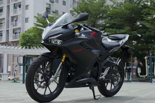 Đánh giá Honda CBR150R 2021, đối thủ của Yamaha YZF-R15