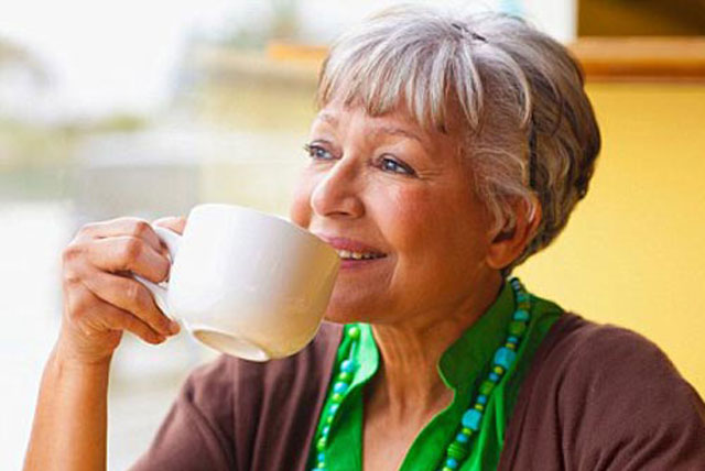 Xua tan mỡ máu nhờ nước lá vối