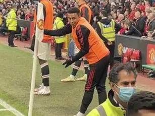 Fan MU la ó Lingard ngay từ khi khởi động