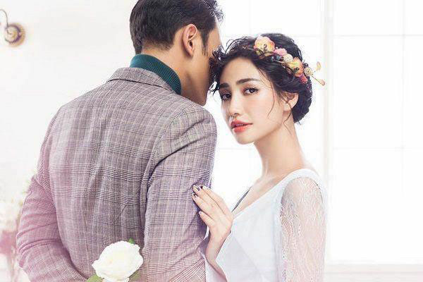 Ph&#x1EE5; n&#x1EEF; ch&#x1EC9; c&#x1EA7;n c&#xF3; m&#x1ED9;t &#x111;i&#x1EC3;m n&#xE0;y l&#xE0; khi&#x1EBF;n &#x111;&#xE0;n &#xF4;ng m&#xEA; nh&#x1B0; &#x111;i&#x1EBF;u &#x111;&#x1ED5;, c&#x1B0;&#x1EDB;i v&#x1EC1; gi&#x1ED1;ng nh&#x1B0; v&#x1EDB; &#x111;&#x1B0;&#x1EE3;c v&#xE0;ng