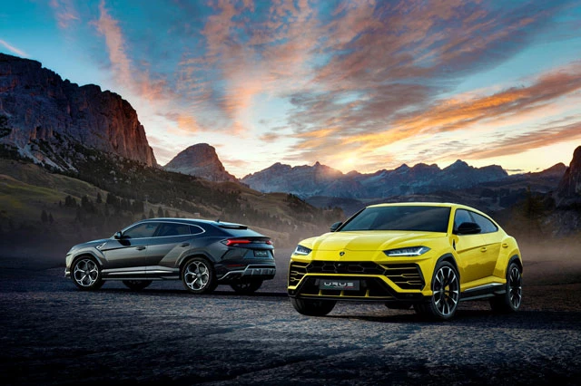 1. Lamborghini Urus.