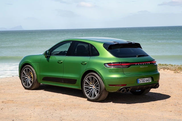 4. Porsche Macan Turbo.