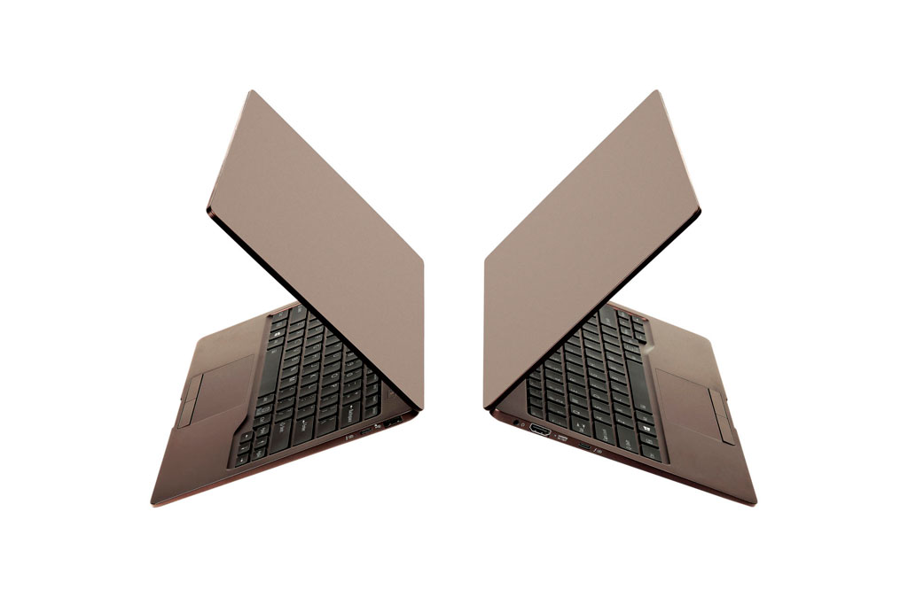 Laptop màn hình 13,3 inch, trọng lượng 995 g, giá 25,99 triệu tại Việt Nam