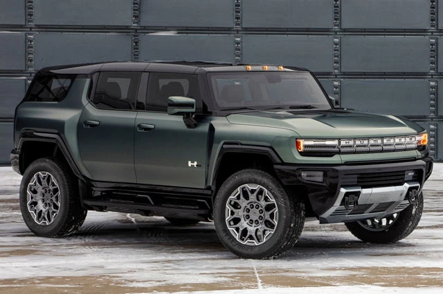 8. GMC Hummer EV SUV 2024.