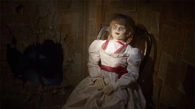 Giải mã bí ẩn về Annabelle - con búp bê rùng rợn nhất màn ảnh rộng: Những lời đồn kinh hoàng có bao nhiêu phần trăm là sự thật? - Ảnh 4.