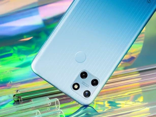 Smartphone RAM 4 GB, pin 5.000 mAh, camera 50 MP, giá gần 4 triệu