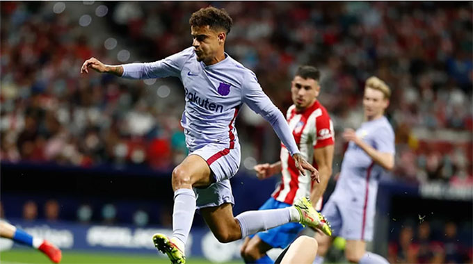 Koeman càng xoay tua, Barcelona càng chóng mặt