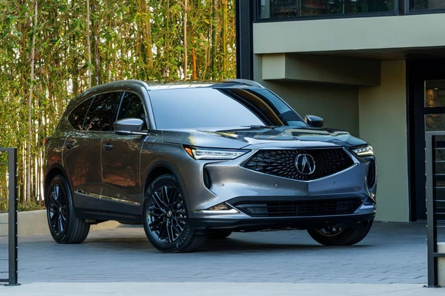 5. Acura MDX 2022.