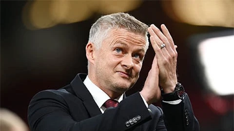 BLĐ Man United vẫn giữ Solskjaer ở lại Old Trafford