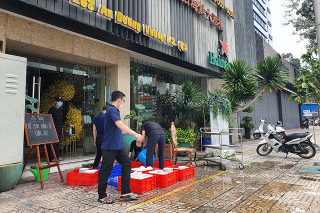 TP Hồ Chí Minh: Không hạn chế số lượng khách, cơ sở ăn uống phải đảm bảo phòng dịch