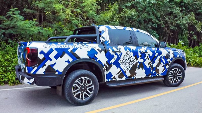Ford Ranger thế hệ mới xuất hiện trên đường phố Thái Lan