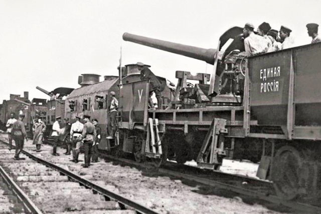 Tàu hỏa bọc thép chưa hẳn là "đồ bỏ", dù không có chỗ trong chiến tranh toàn diện hiện đại