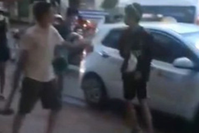 Nam thanh niên bị 8 đối tượng chặn đường, đánh tử vong trong đêm