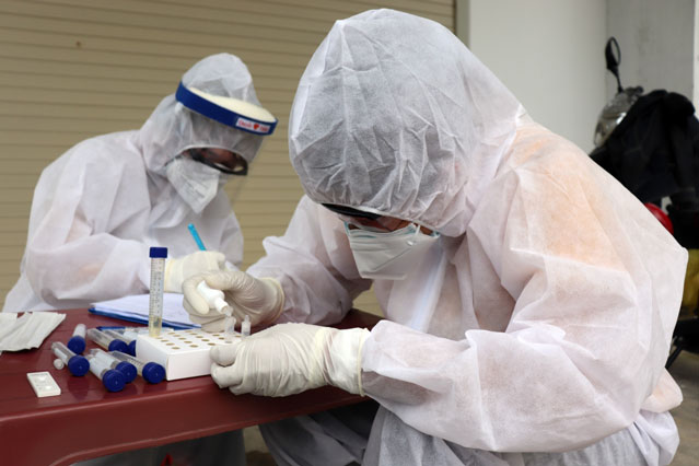 Phó Thủ tướng Lê Minh Khái: Cần sớm có quy định giá dịch vụ xét nghiệm COVID-19