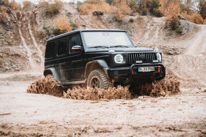 Mercedes-Benz G-Class gia tăng sức mạnh off-road với gói độ của Delta 4x4