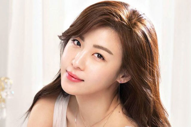 Có 5 kiểu phụ nữ chỉ già tuổi tác, còn khí chất và thần thái luôn ngút ngàn theo thời gian