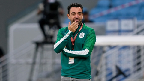 Xavi đồng ý dẫn dắt Barca thay Koeman