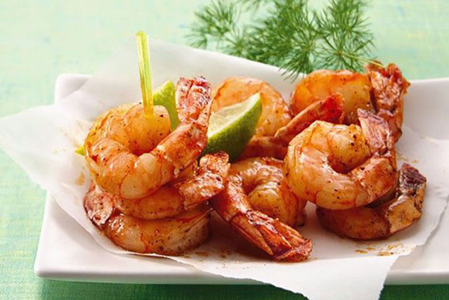 Tôm rang me chua ngon đậm đà đưa cơm, ai ăn cũng gật gù khen ngợi hết lời