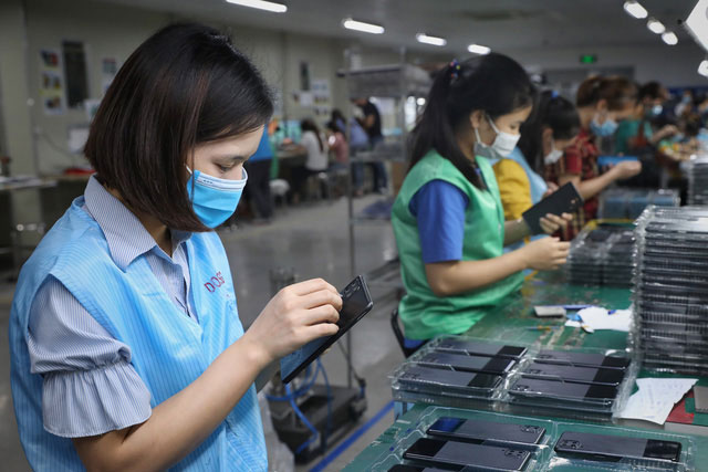 Hướng dẫn 4 nhóm giải pháp miễn, giảm thuế hỗ trợ doanh nghiệp, người dân