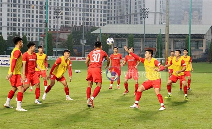 ĐT Việt Nam tập luyện chăm chỉ hướng tới 2 trận gặp Nhật Bản và Saudi Arabia - Ảnh: VFF
