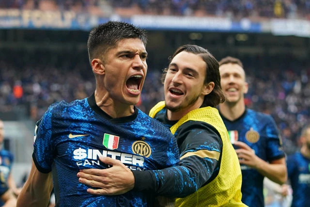 Inter giành 3 điểm quý giá trước Udinese.