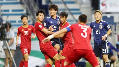 Truyền thông Nhật Bản: ‘Hậu vệ Việt Nam thấp bé, dễ ghi bàn từ bóng bổng’