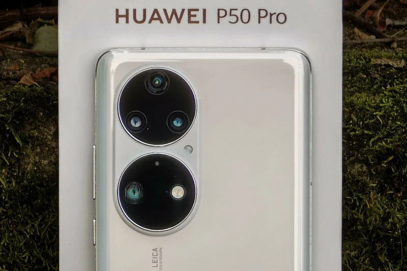 1. Huawei P50 Pro (144 điểm). 
