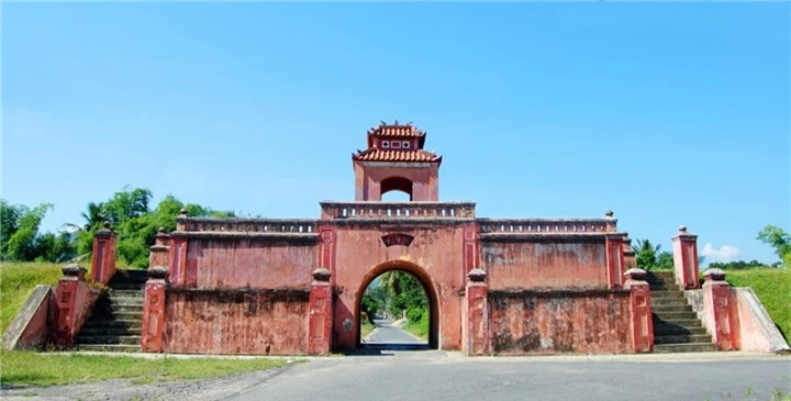 Đất Việt xưa: Ở Nha Trang có 1 thành cổ với góc check-in đẹp lạc lối ít ai biết - 2