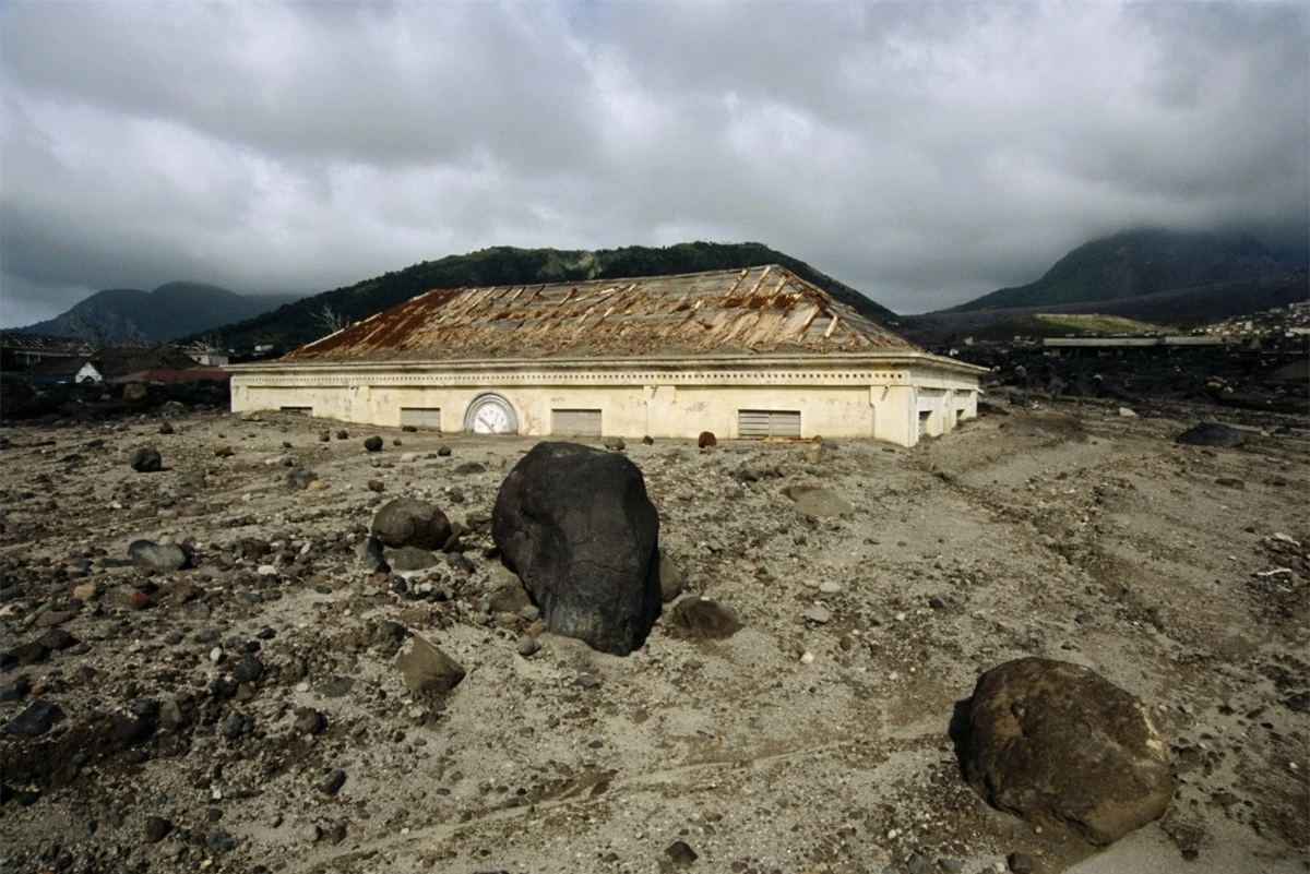 Khu vực trước đây ở Montserrat đã bị chôn vùi bởi một vụ phun trào núi lửa. Ảnh: Christopher Pillitz/Getty Images
