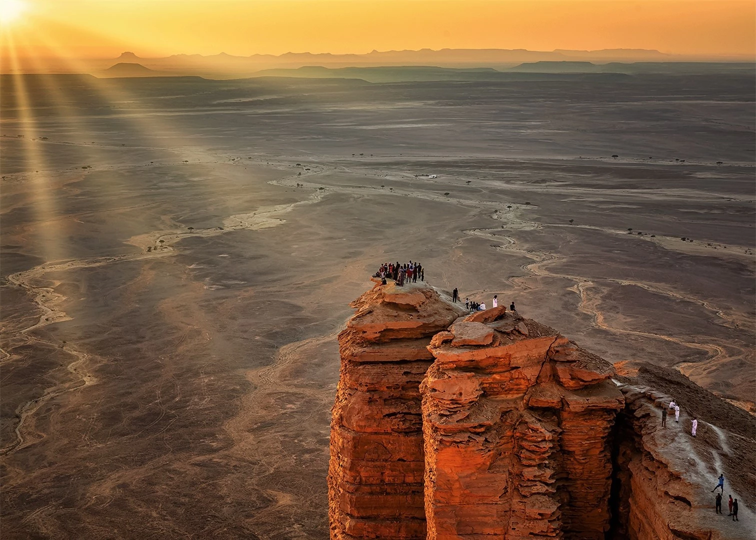 Những điểm du lịch hấp dẫn ở Saudi Arabia - Ảnh 3.