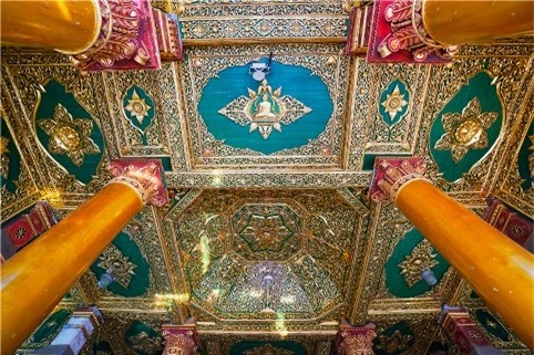 Lóa mắt với tòa tháp dát 7 tấn vàng của Myanmar 6